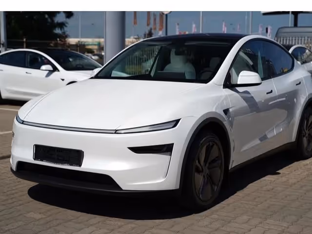 Tesla Model Y - зображення 1