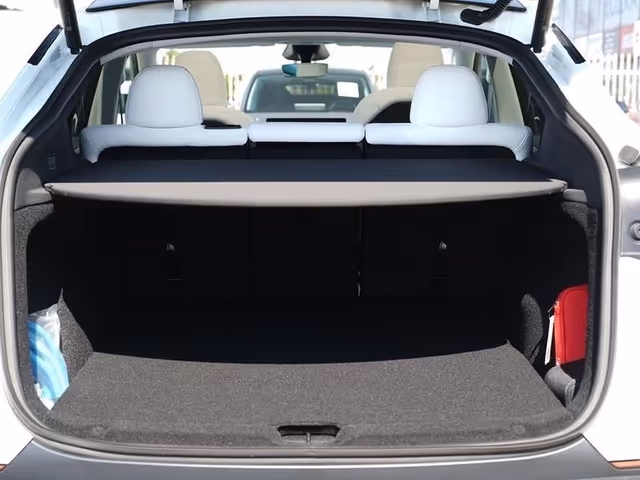 Tesla Model Y - зображення 5