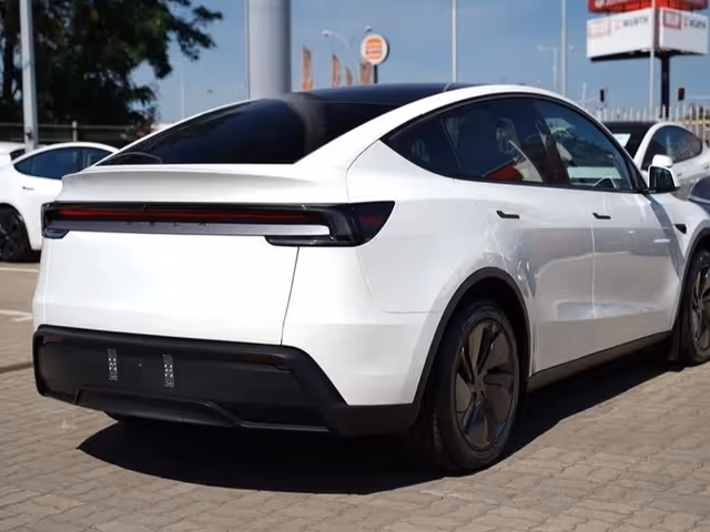 Tesla Model Y - зображення 3