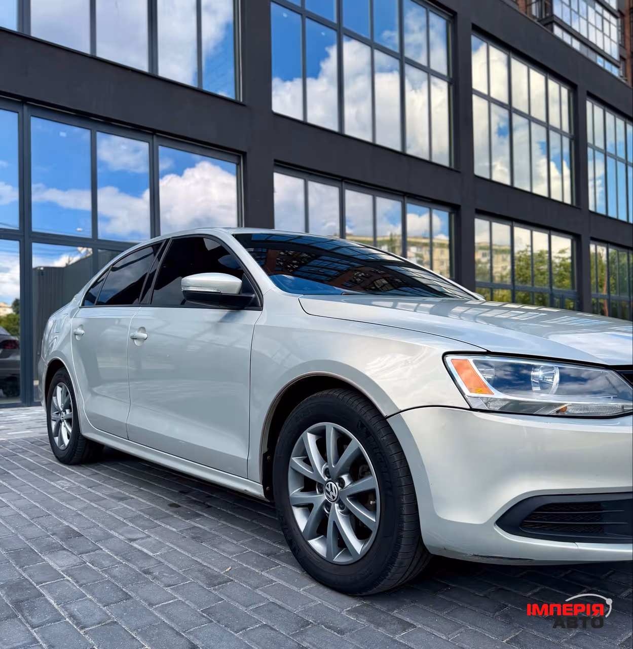 Volkswagen Jetta - фото 4
