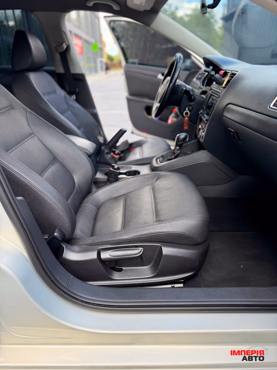Volkswagen Jetta - фото 9
