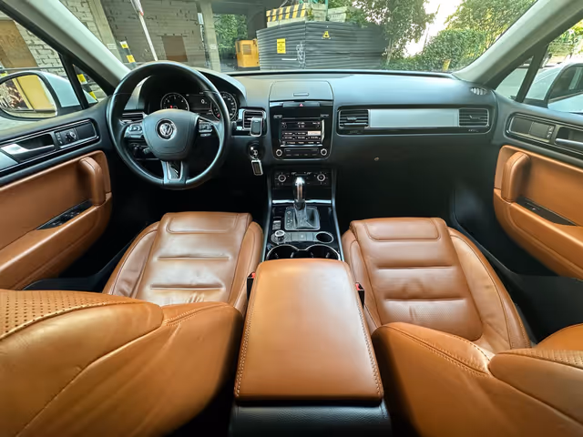 Volkswagen Touareg - зображення 3