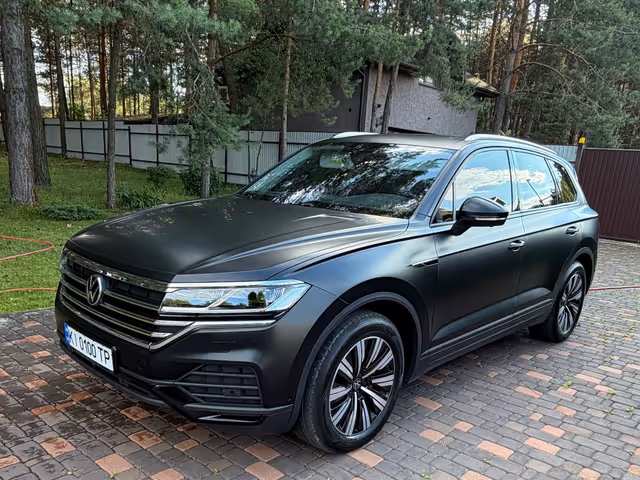 Volkswagen Touareg - зображення 1