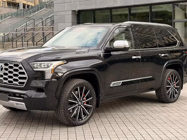 Toyota Sequoia - зображення 2