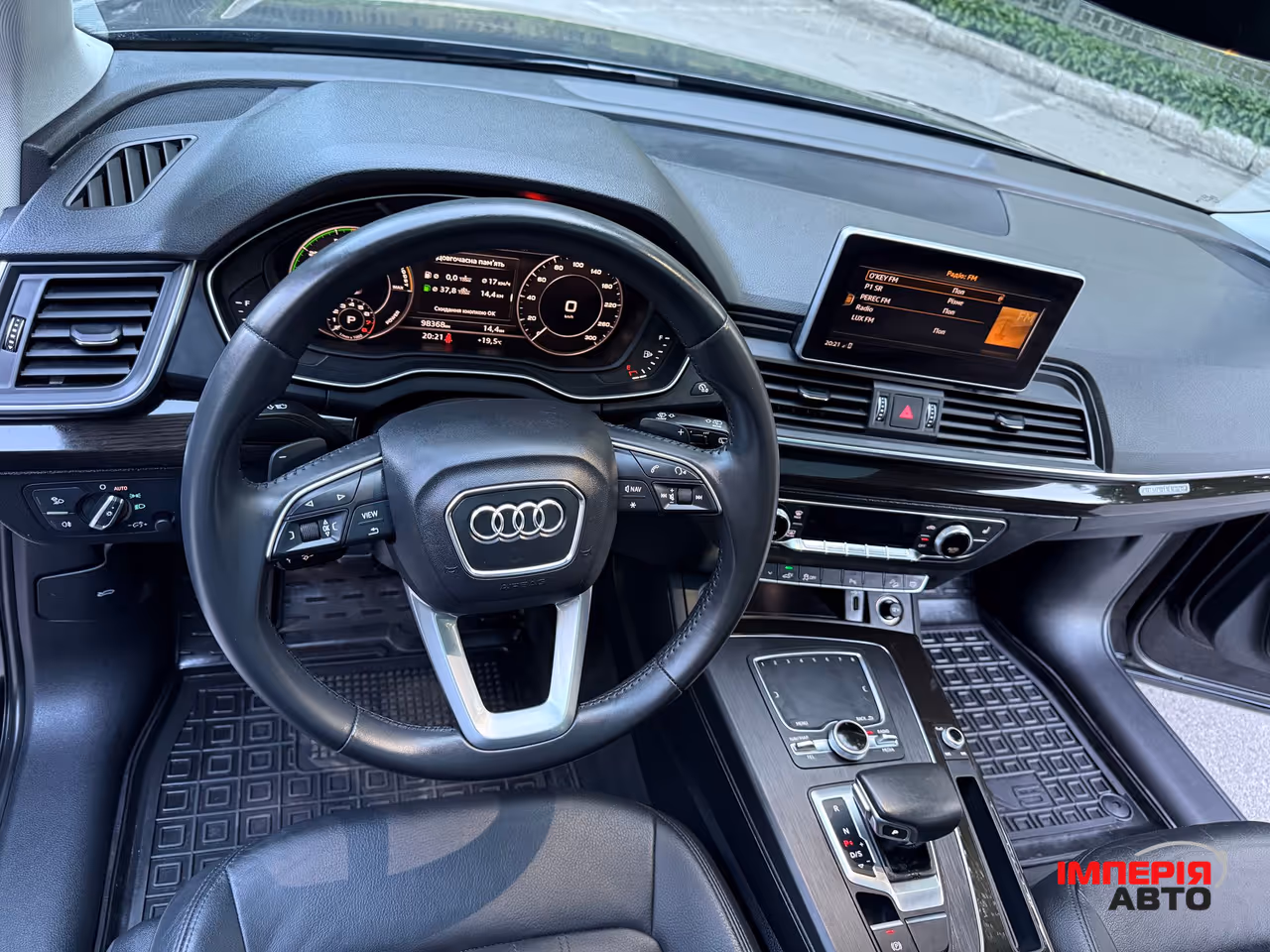 Audi Q5 - фото 18