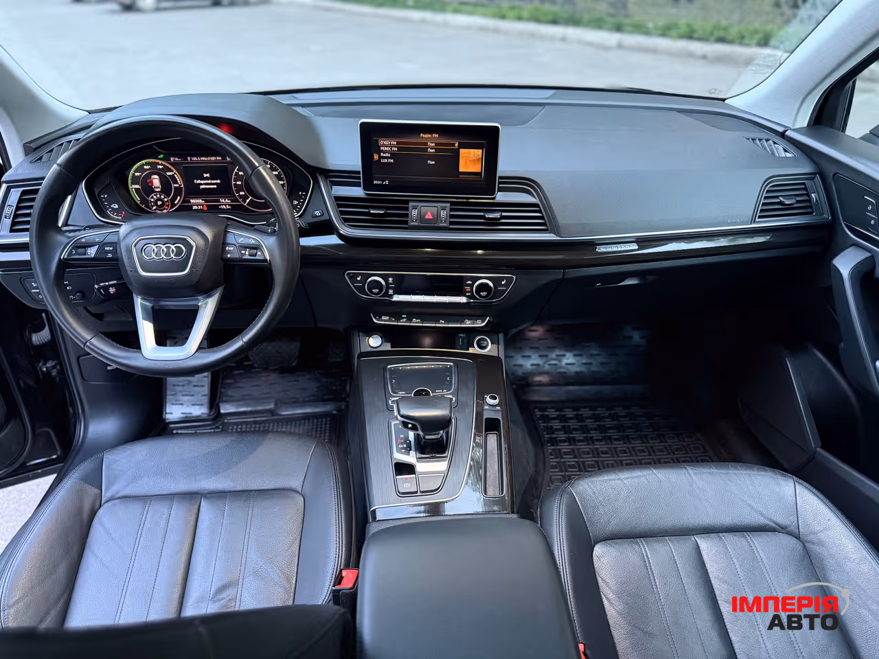 Audi Q5 - фото 9