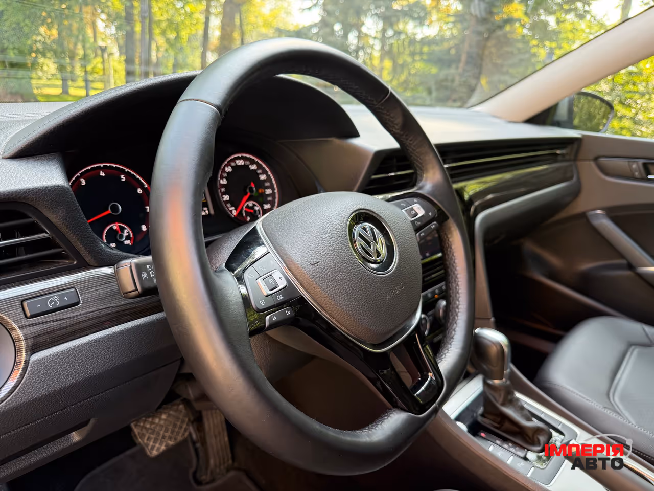 Volkswagen Passat - фото 20