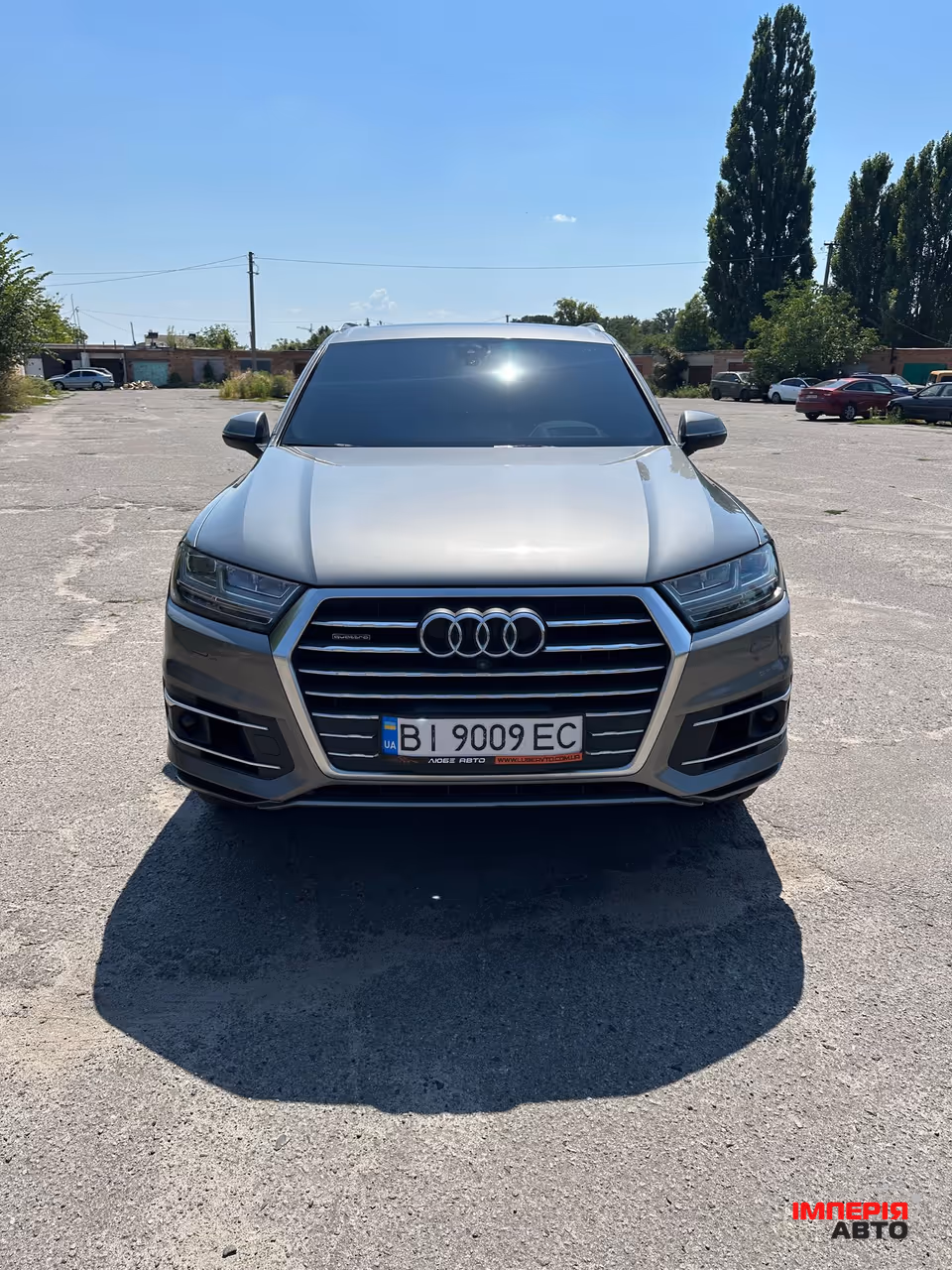 Audi Q7 - фото 2