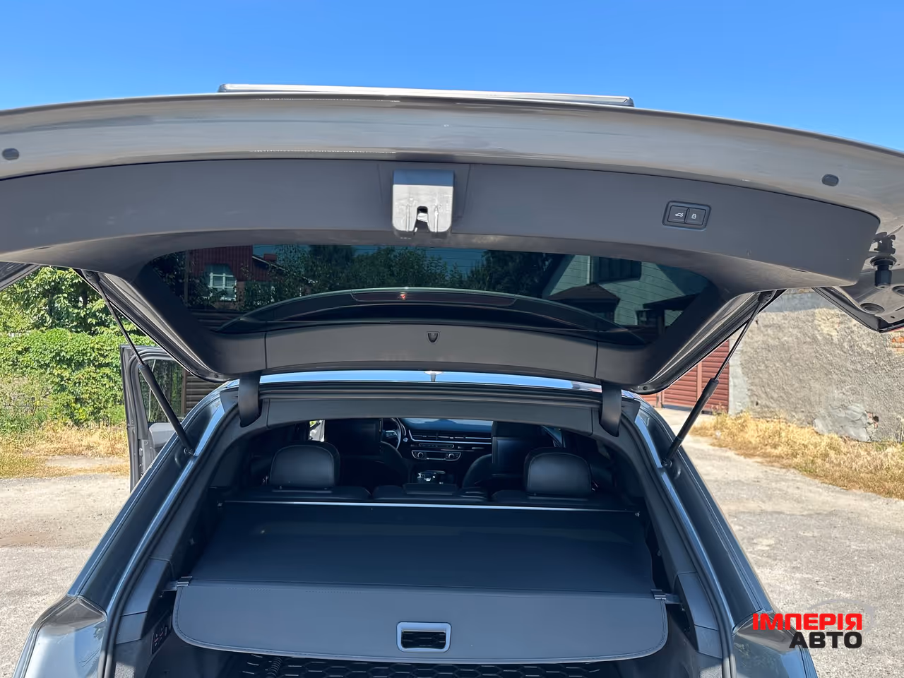 Audi Q7 - фото 23