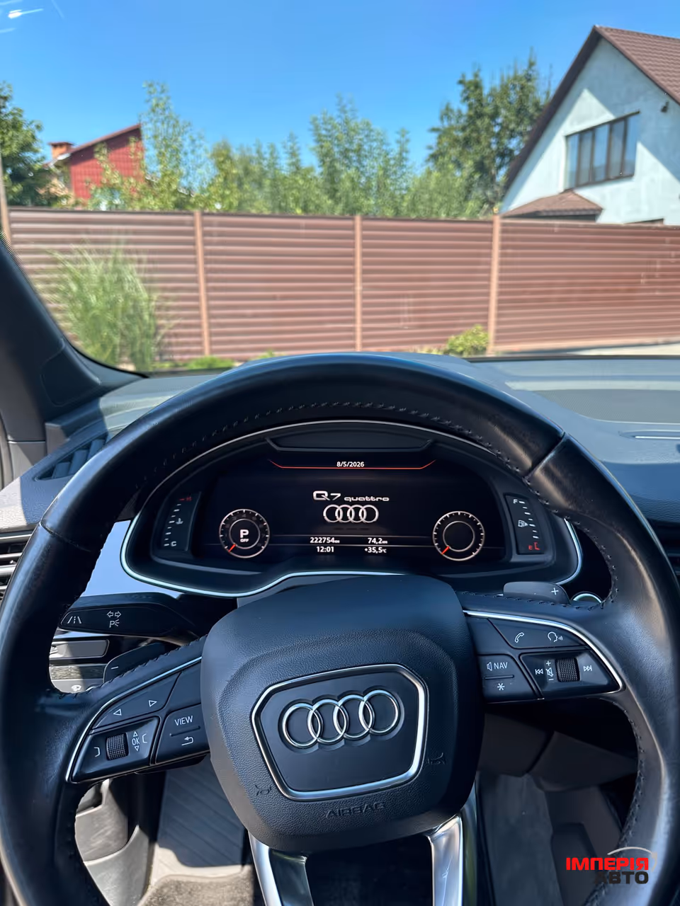 Audi Q7 - фото 14