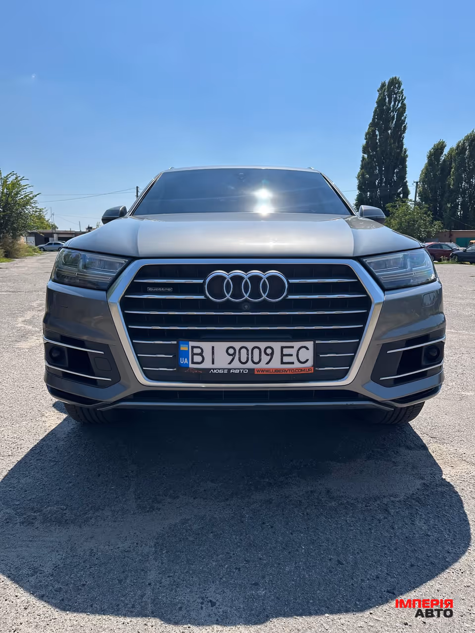Audi Q7 - фото 1