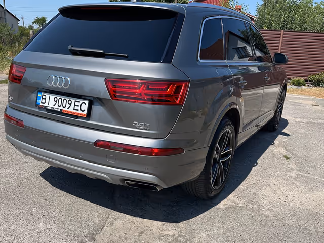 Audi Q7 - зображення 5