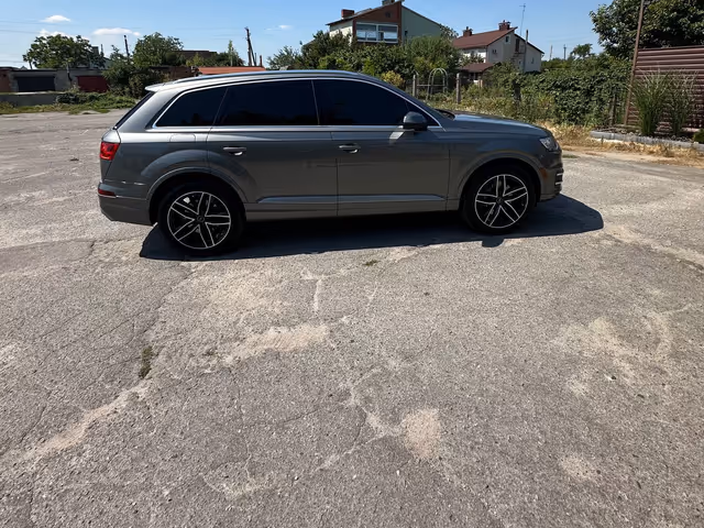 Audi Q7 - зображення 4