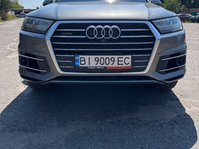 Audi Q7 - зображення 1