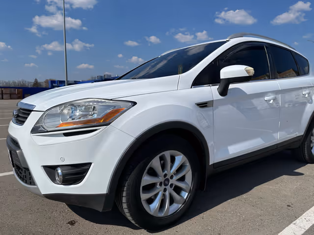 Ford Kuga - зображення 4