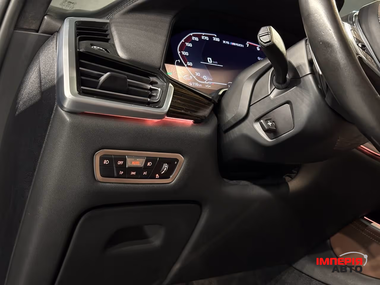 BMW X5 - фото 7