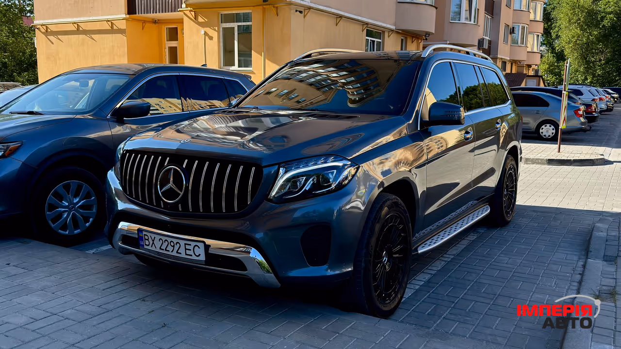 Mercedes-Benz GLS - фото 1
