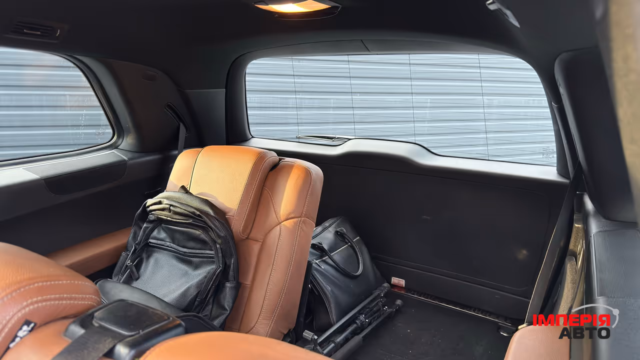 Mercedes-Benz GLS - фото 13