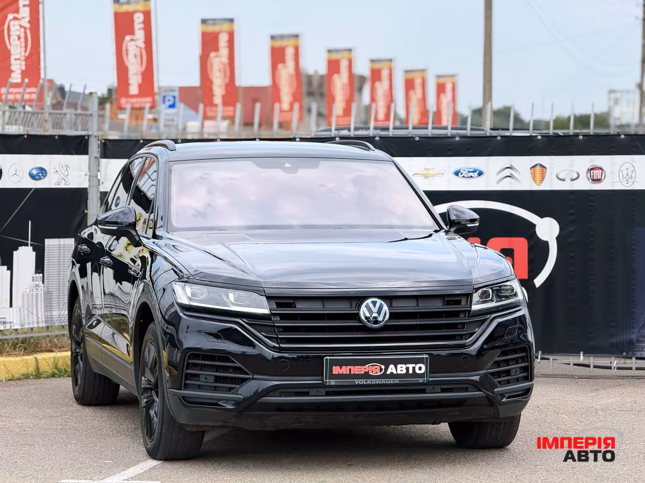 Volkswagen Touareg - фото 3