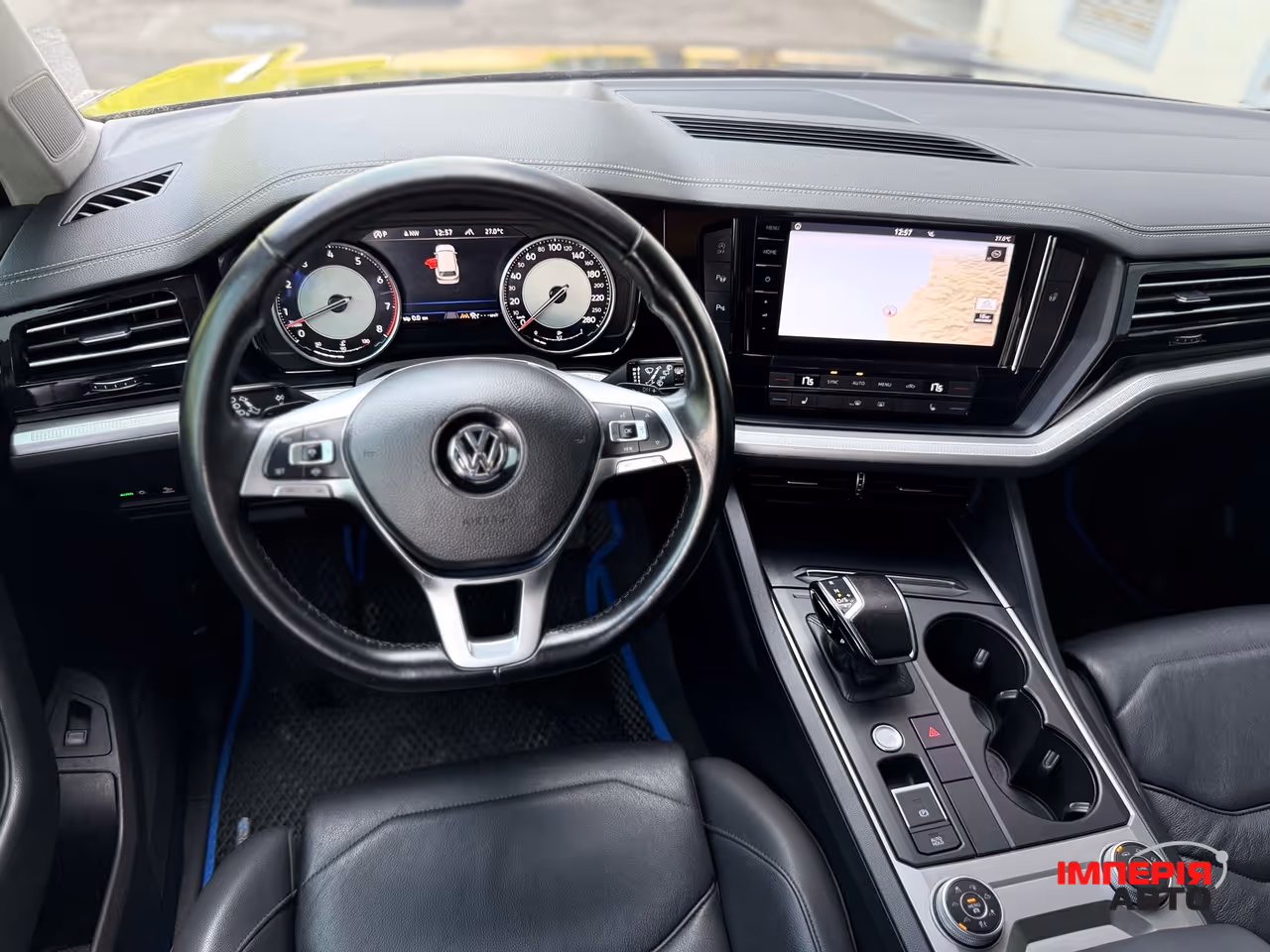 Volkswagen Touareg - фото 42
