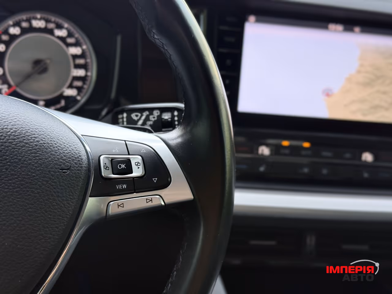 Volkswagen Touareg - фото 35