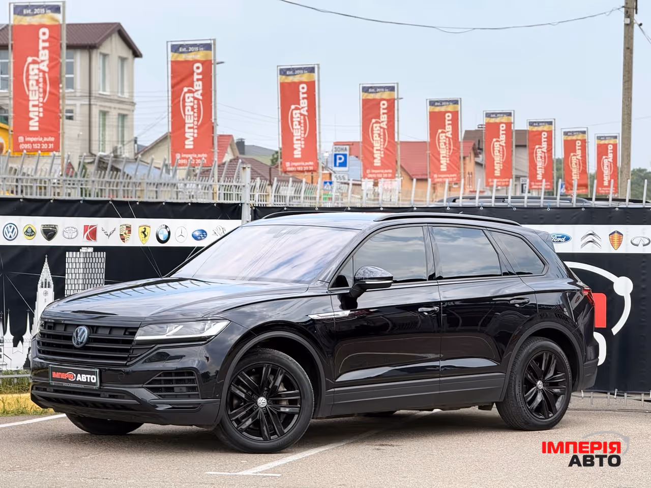 Volkswagen Touareg - фото 8