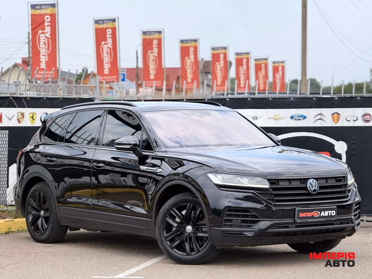 Volkswagen Touareg - фото 4
