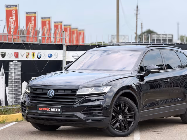 Volkswagen Touareg - зображення 1