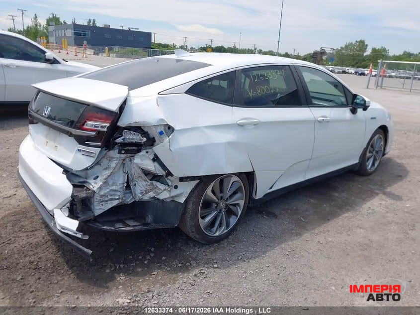 Honda Clarity - фото 6