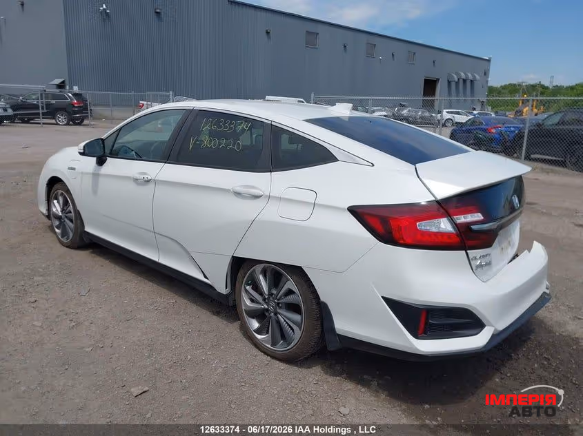Honda Clarity - фото 4