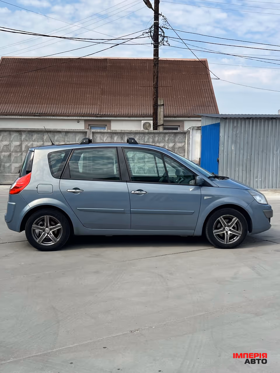 Renault Scenic - фото 12