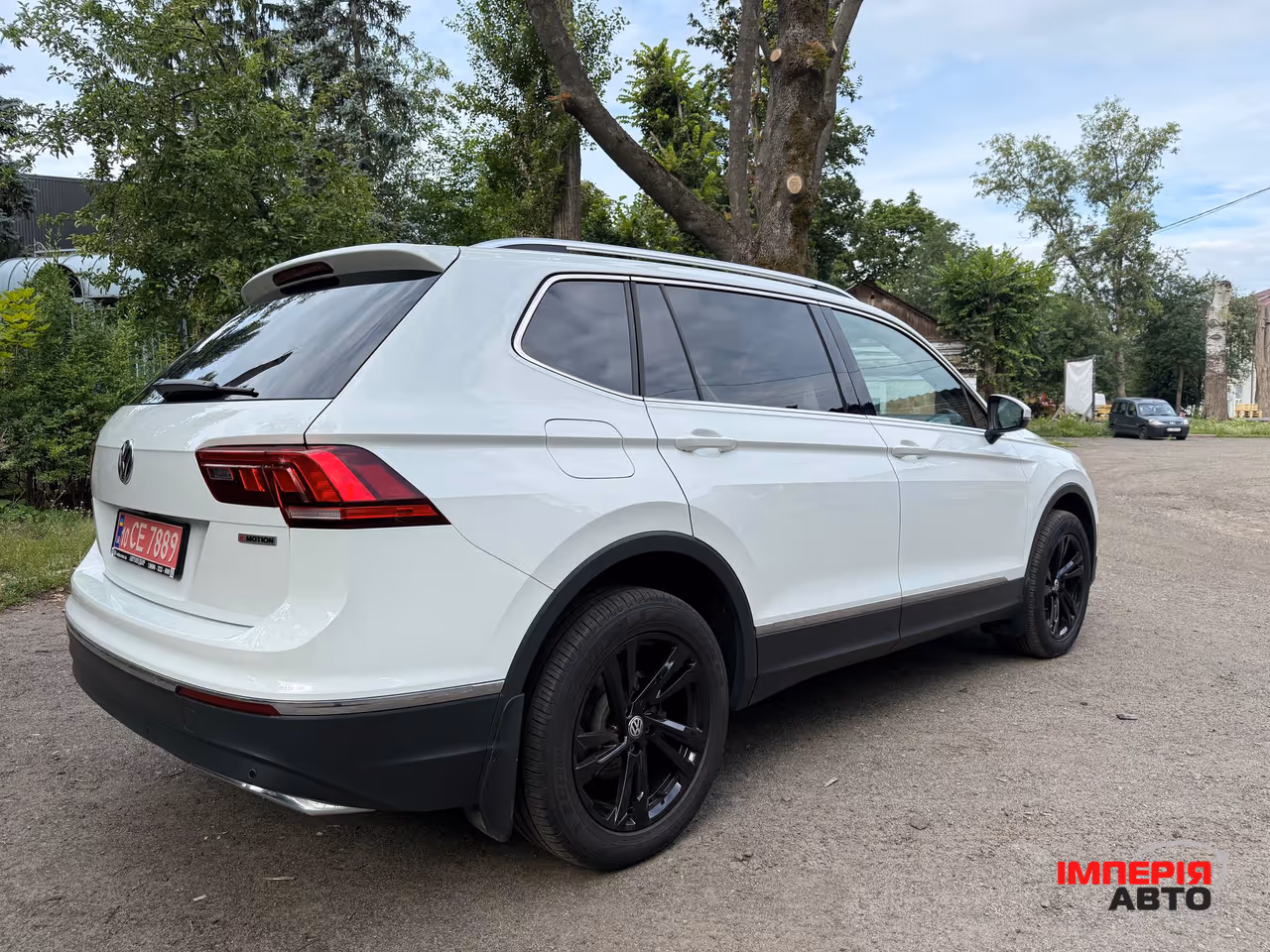 Volkswagen Tiguan - фото 30