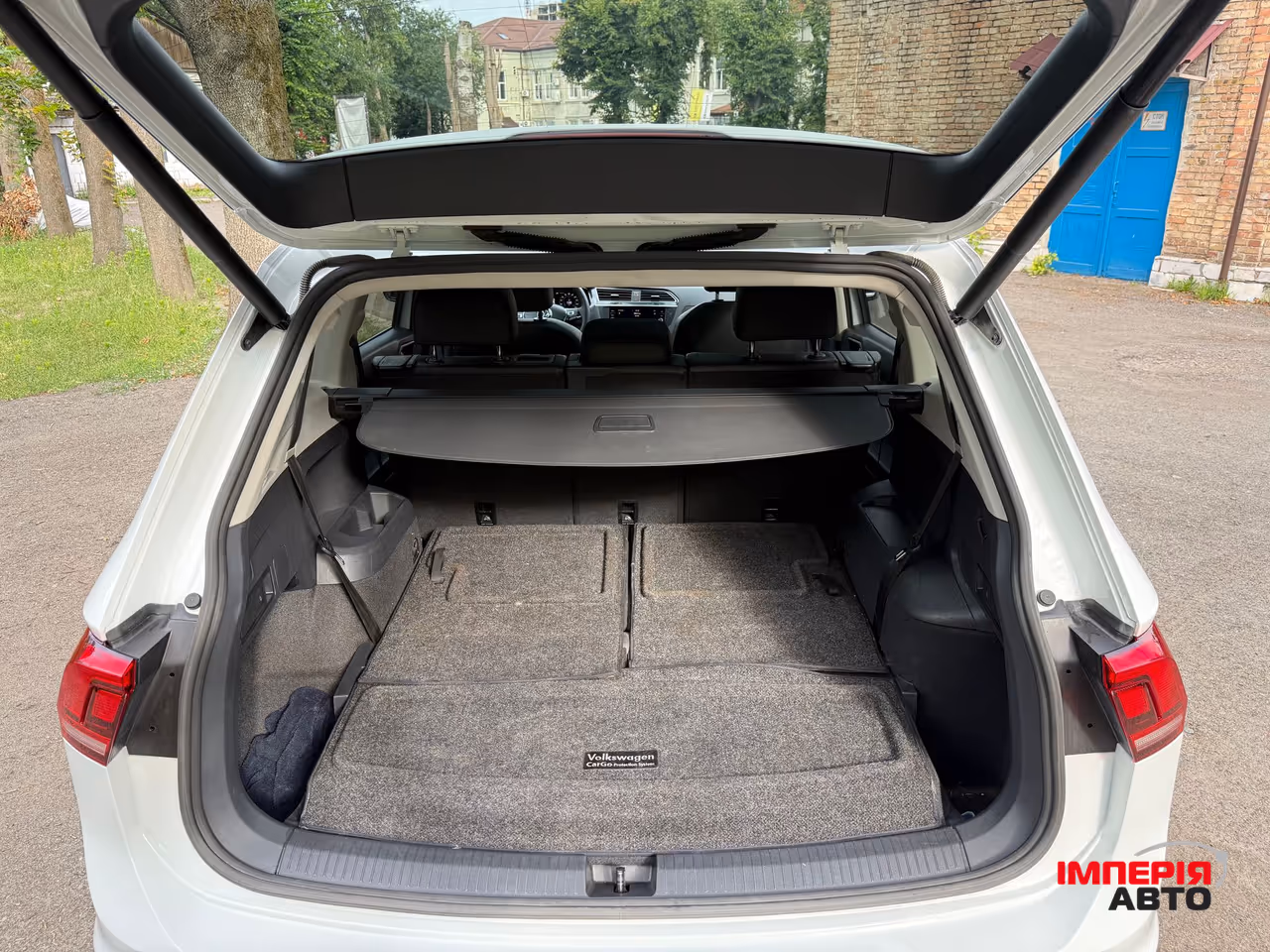 Volkswagen Tiguan - фото 16