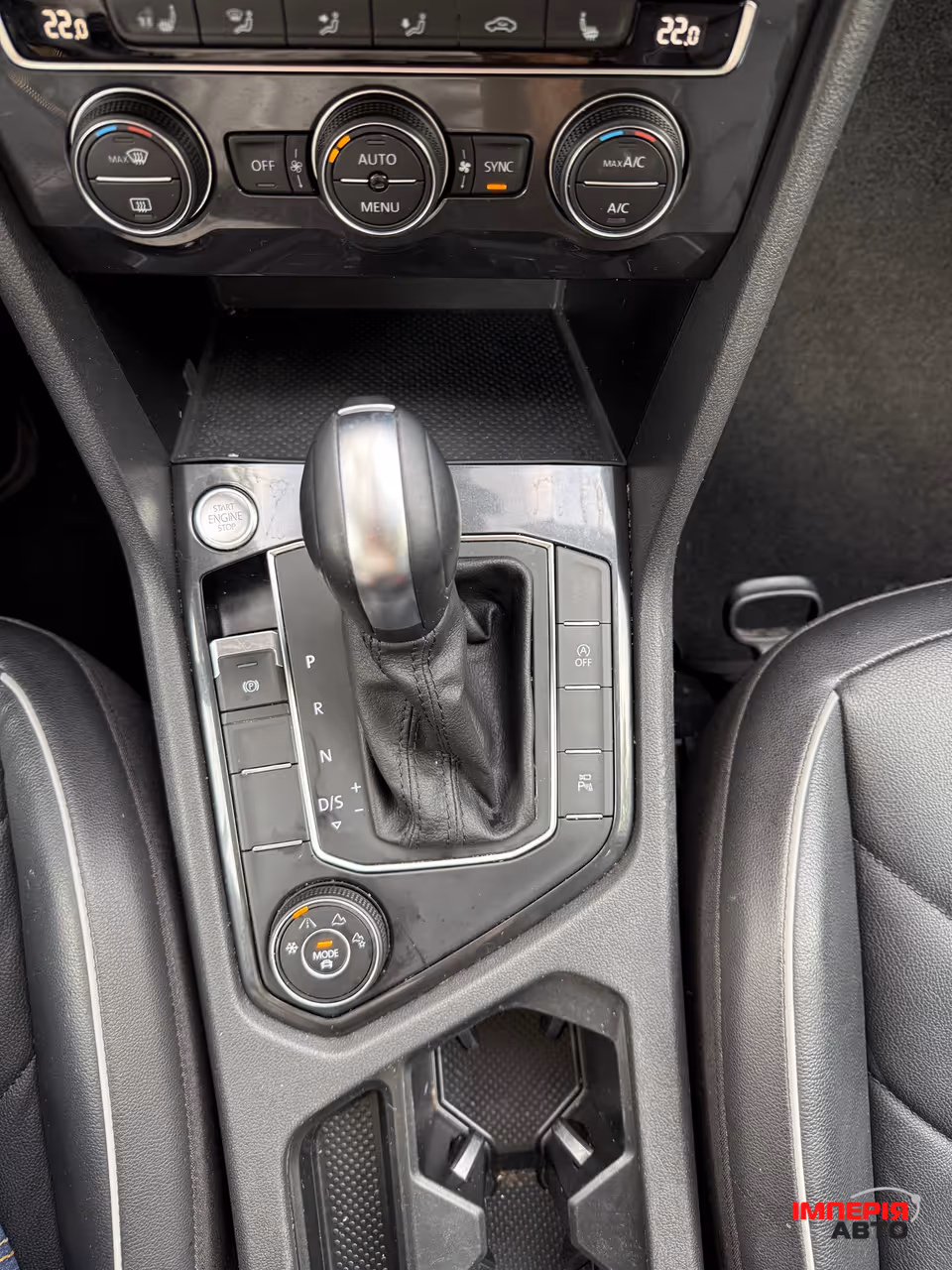 Volkswagen Tiguan - фото 6