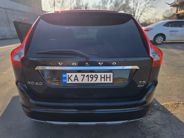 Volvo XC60 - зображення 5