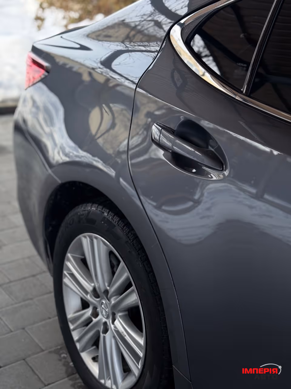 Lexus ES - фото 11