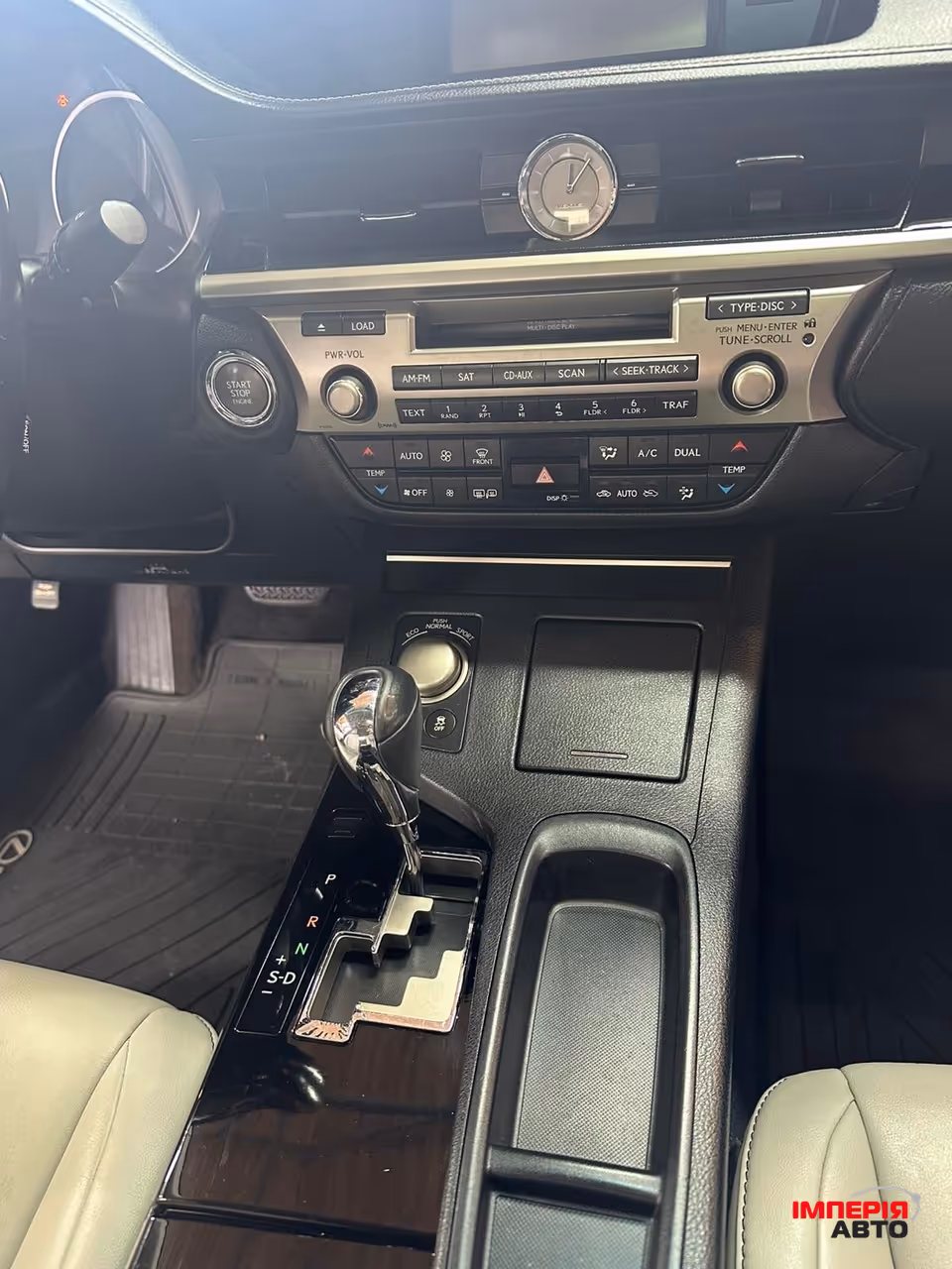 Lexus ES - фото 21