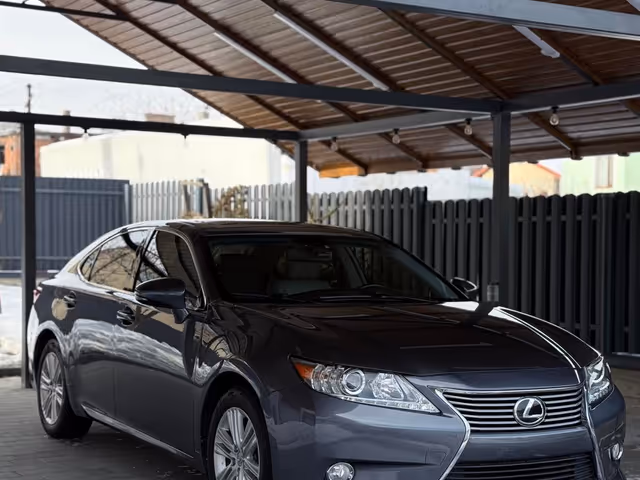Lexus ES - зображення 1