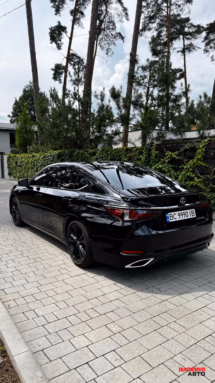 Lexus ES - фото 6