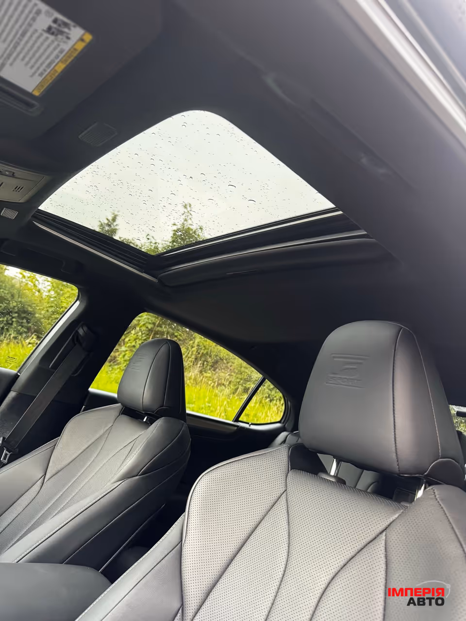 Lexus ES - фото 11