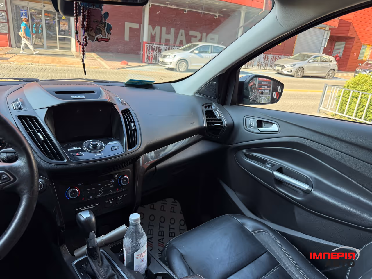 Ford Escape - фото 31
