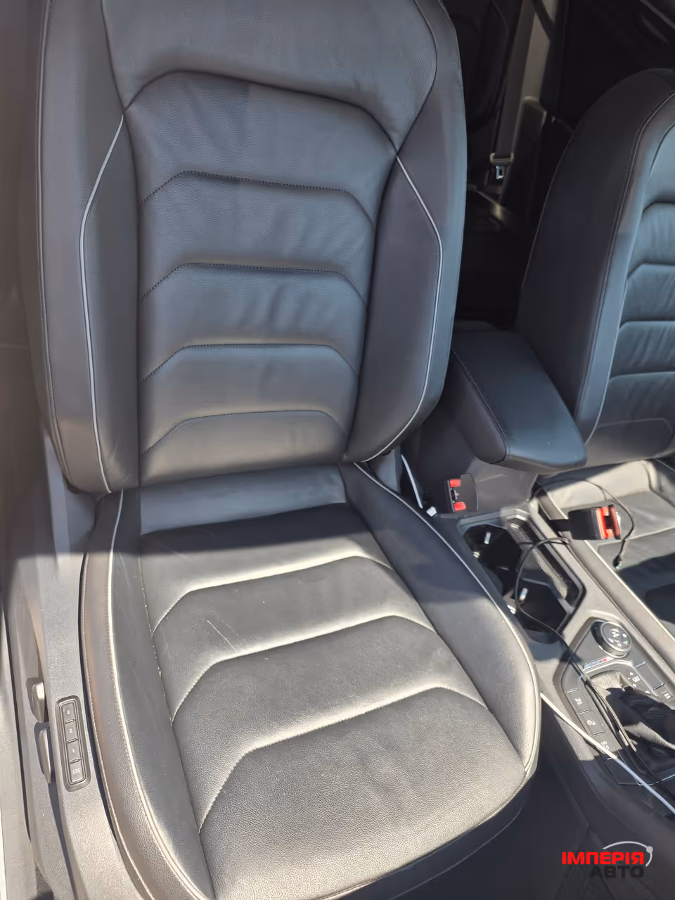 Volkswagen Tiguan - фото 15