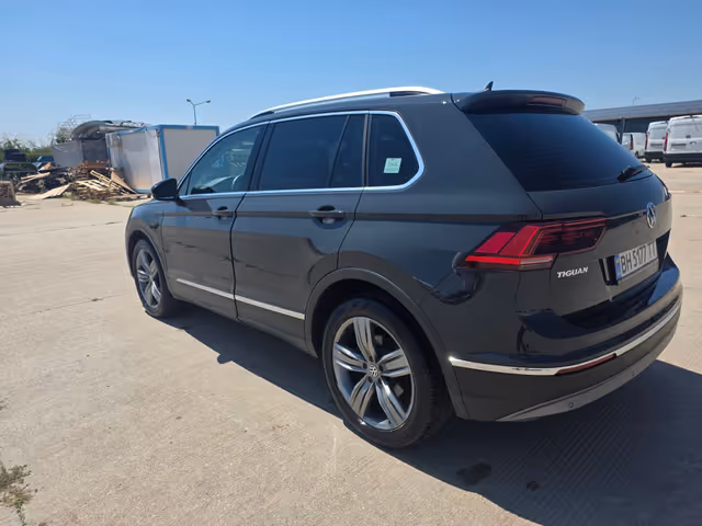Volkswagen Tiguan - зображення 1