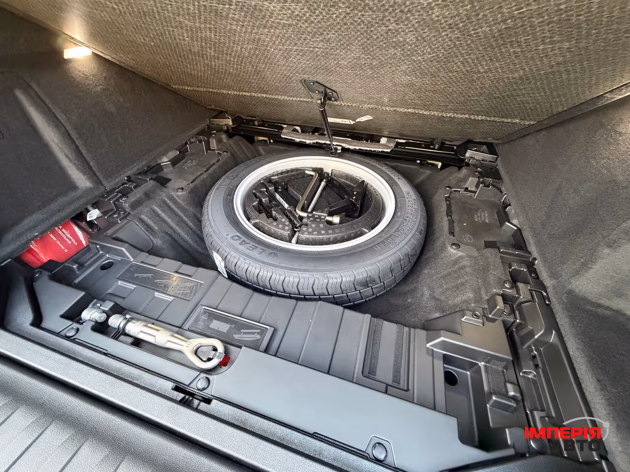 BMW X5 - фото 17