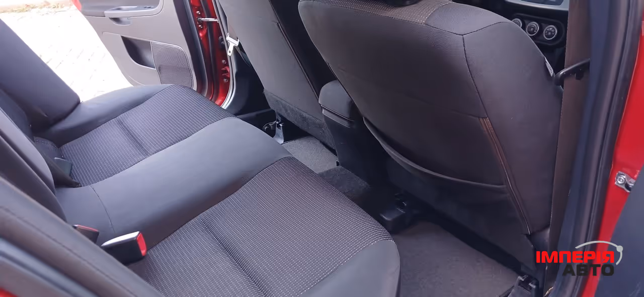 Mitsubishi Lancer - фото 24