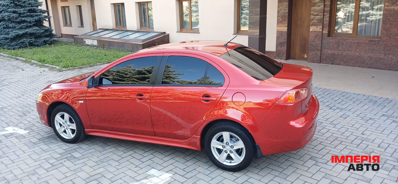 Mitsubishi Lancer - фото 10