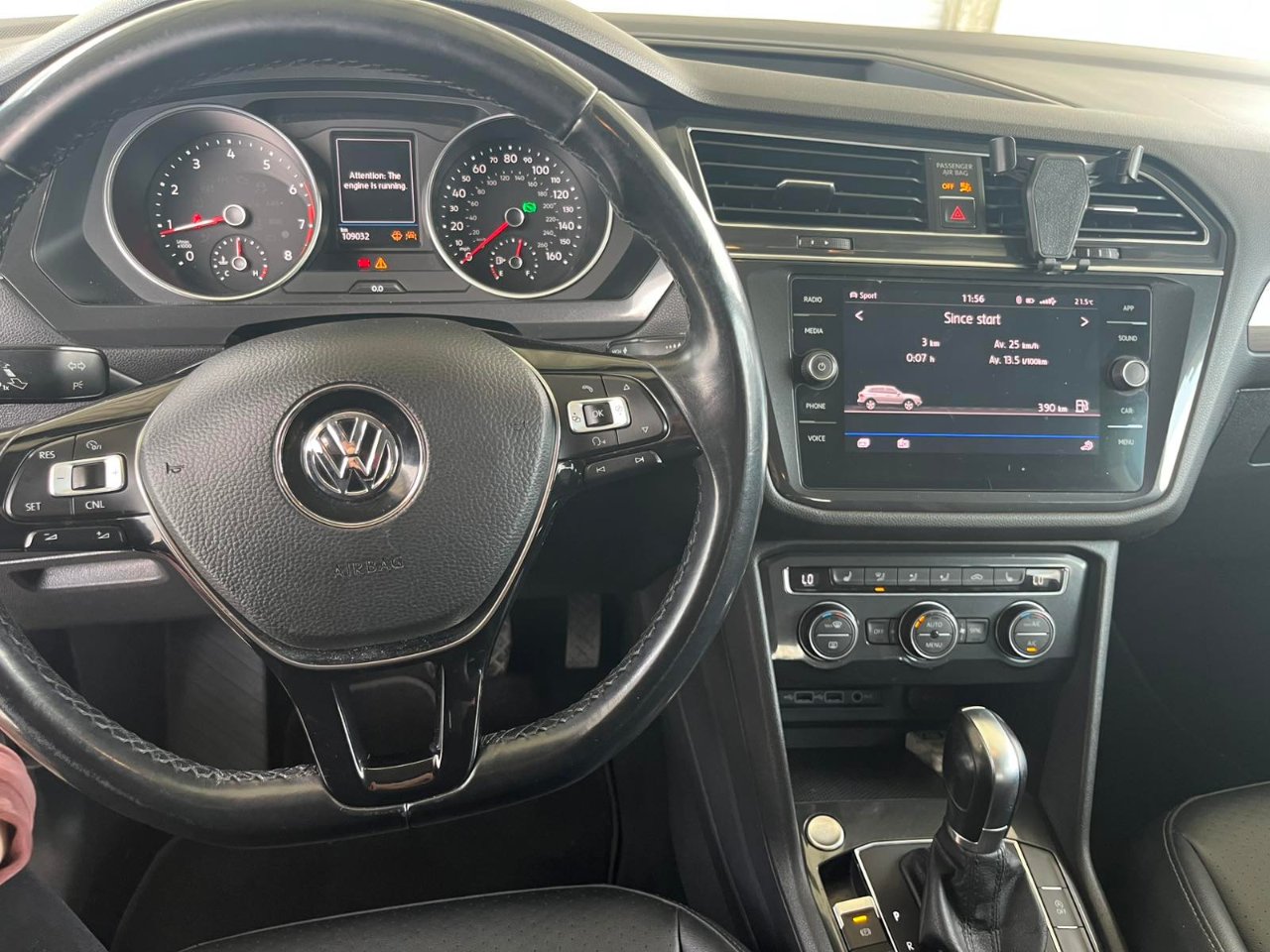 Volkswagen Tiguan - фото 10