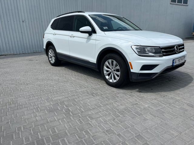 Volkswagen Tiguan - фото 5
