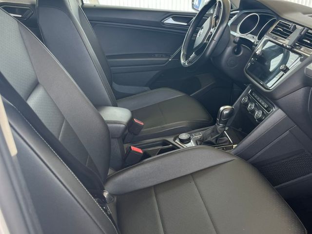 Volkswagen Tiguan - фото 3