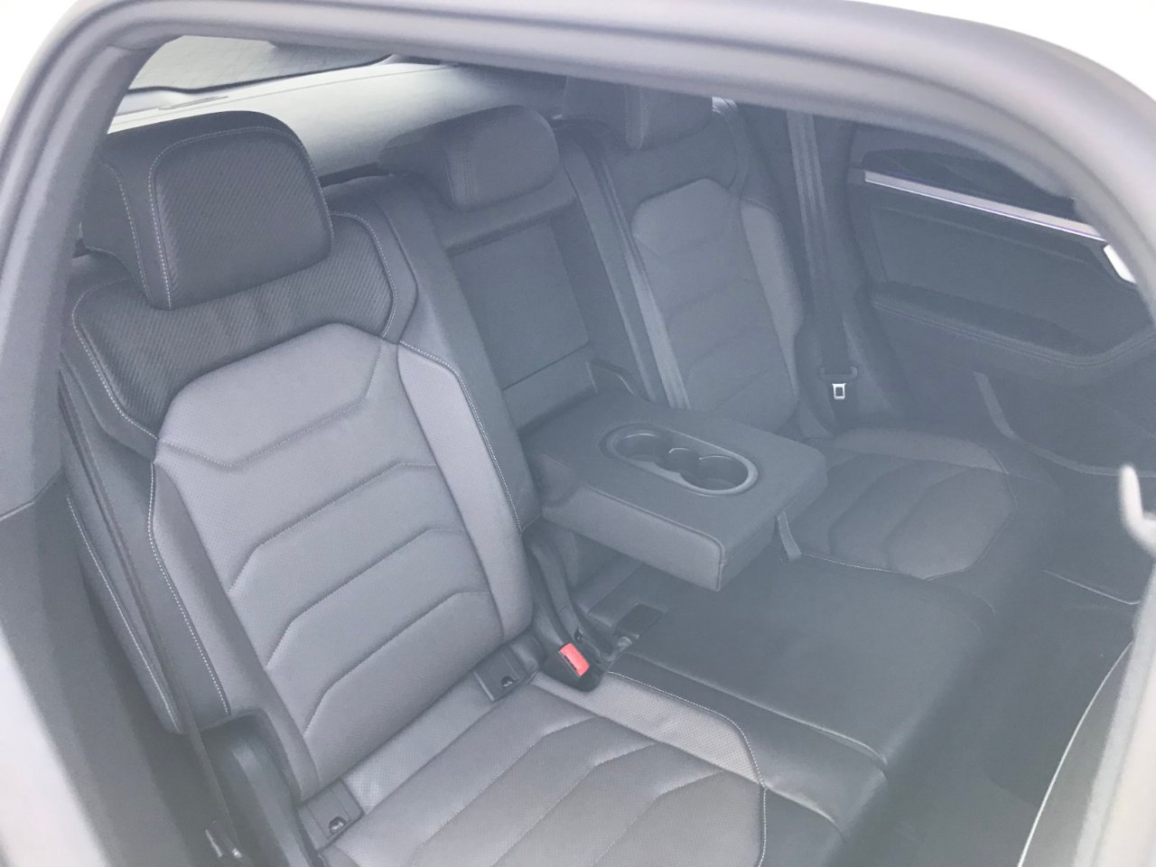 Volkswagen Touareg - фото 36